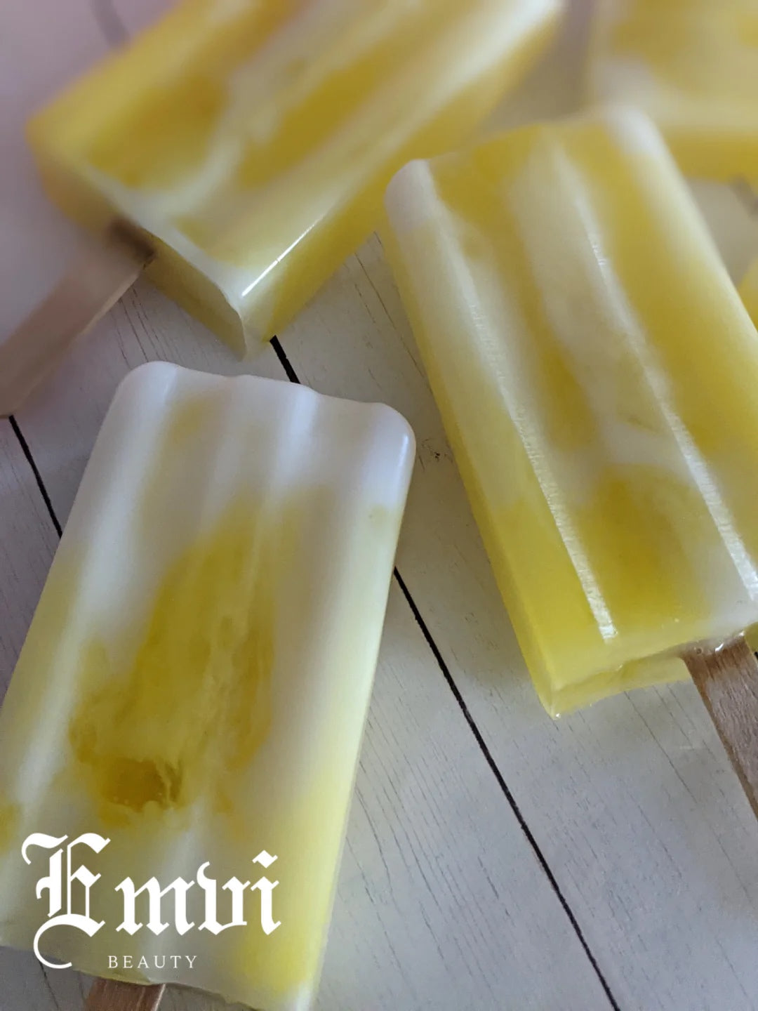 Emvi Beauty Piña Colada Paleta Soap