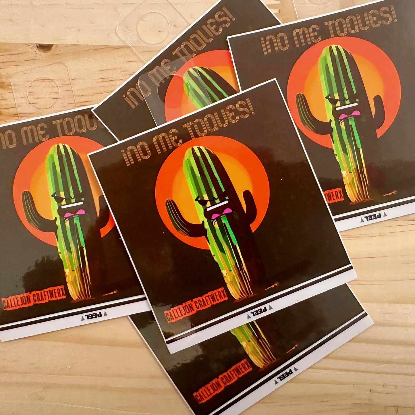 ¡No Me Toques! Sticker