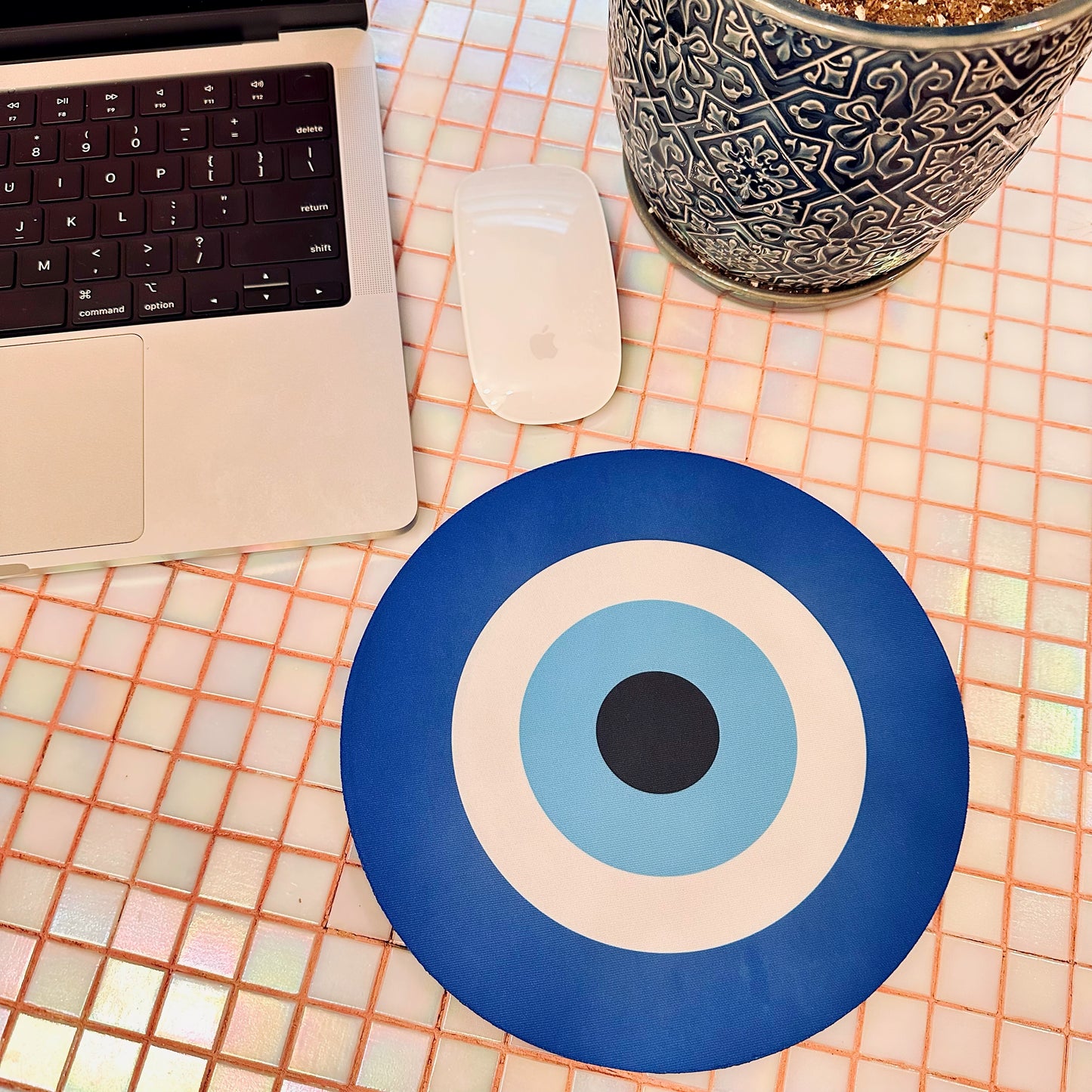 Mal De Ojo Mouse Pad
